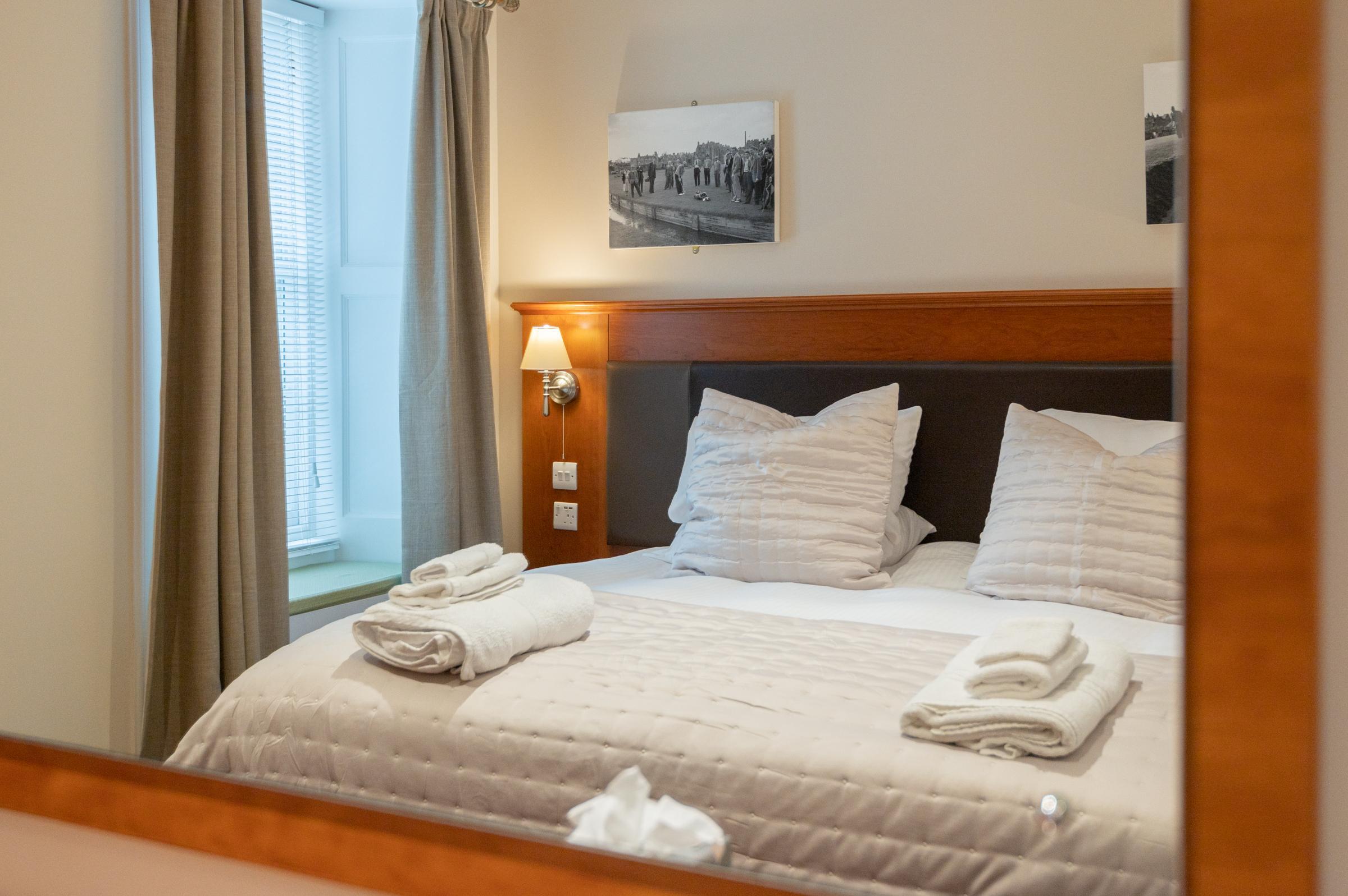 138 North Street - Luxury 2 Bed 2 Bath With Secret Garden, Summerhouse, Putting Green St Andrews Bagian luar foto