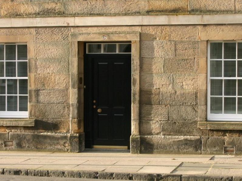 138 North Street - Luxury 2 Bed 2 Bath With Secret Garden, Summerhouse, Putting Green St Andrews Bagian luar foto